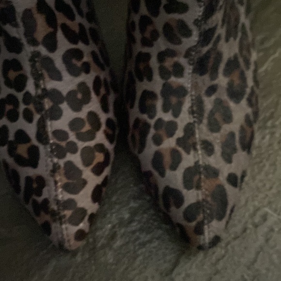 Boots - Picture 9 of 9